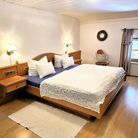 Farm stay Plattenberger Hof Waging am See