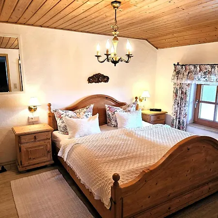 Plattenberger Hof Farm stay Waging am See